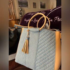 CATO tote bag.  New without tags.  My loss your gain!